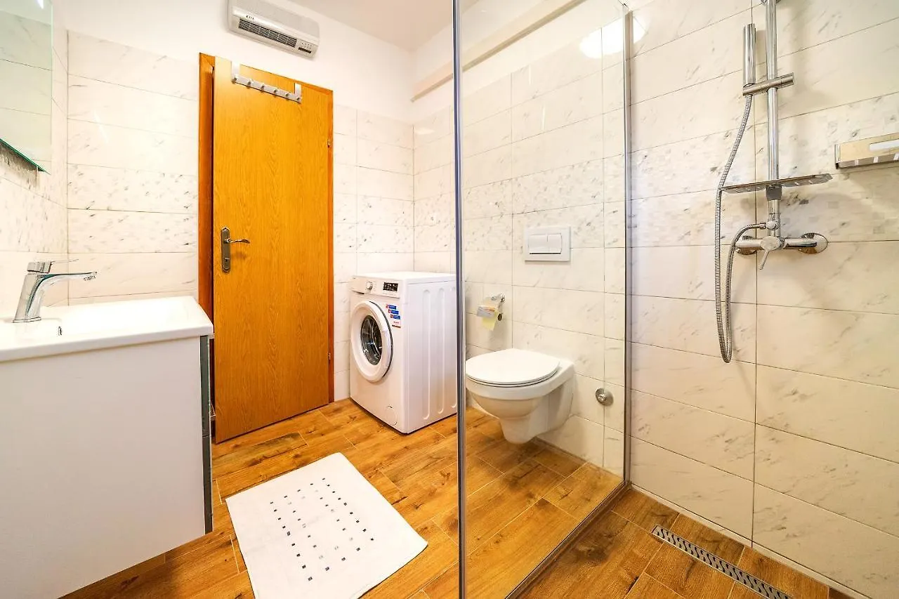 Apartments Jurina 2 Krk Island كرواتيا
