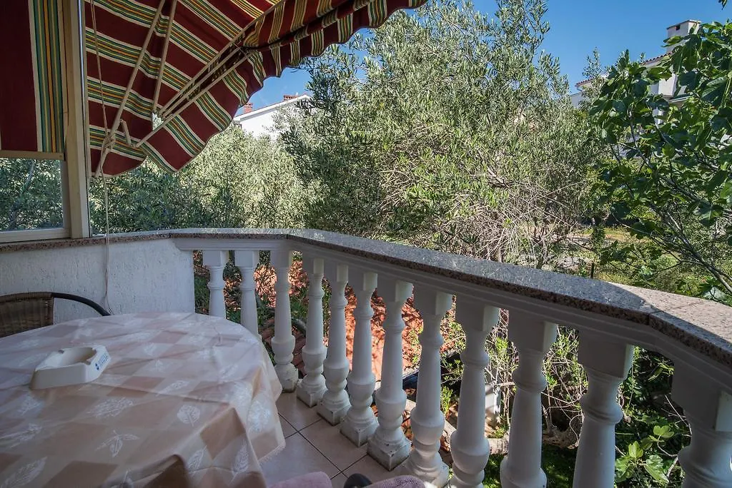 Apartments Jurina 2 Krk Island 0*, كرك