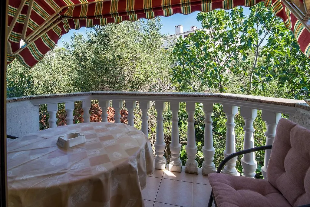 Apartments Jurina 2 Krk Island