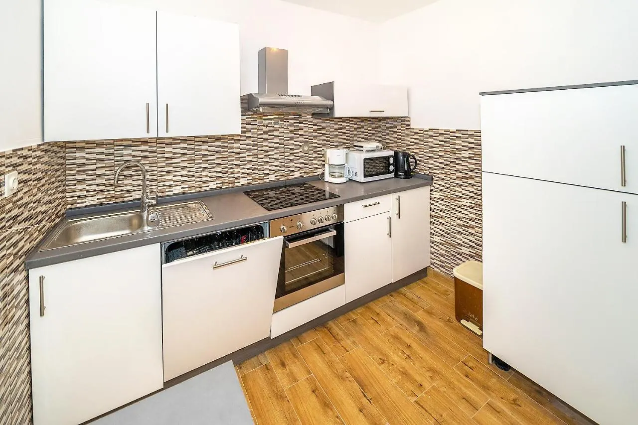 Apartments Jurina 2 Krk Town Croazia
