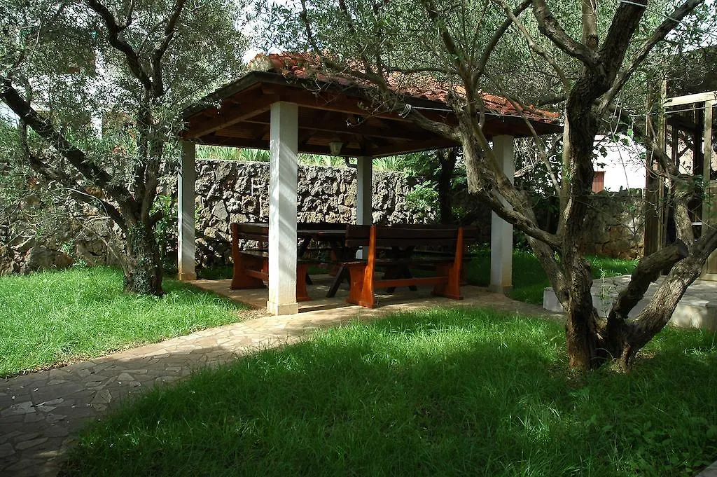 Apartments Jurina 2 Krk Town